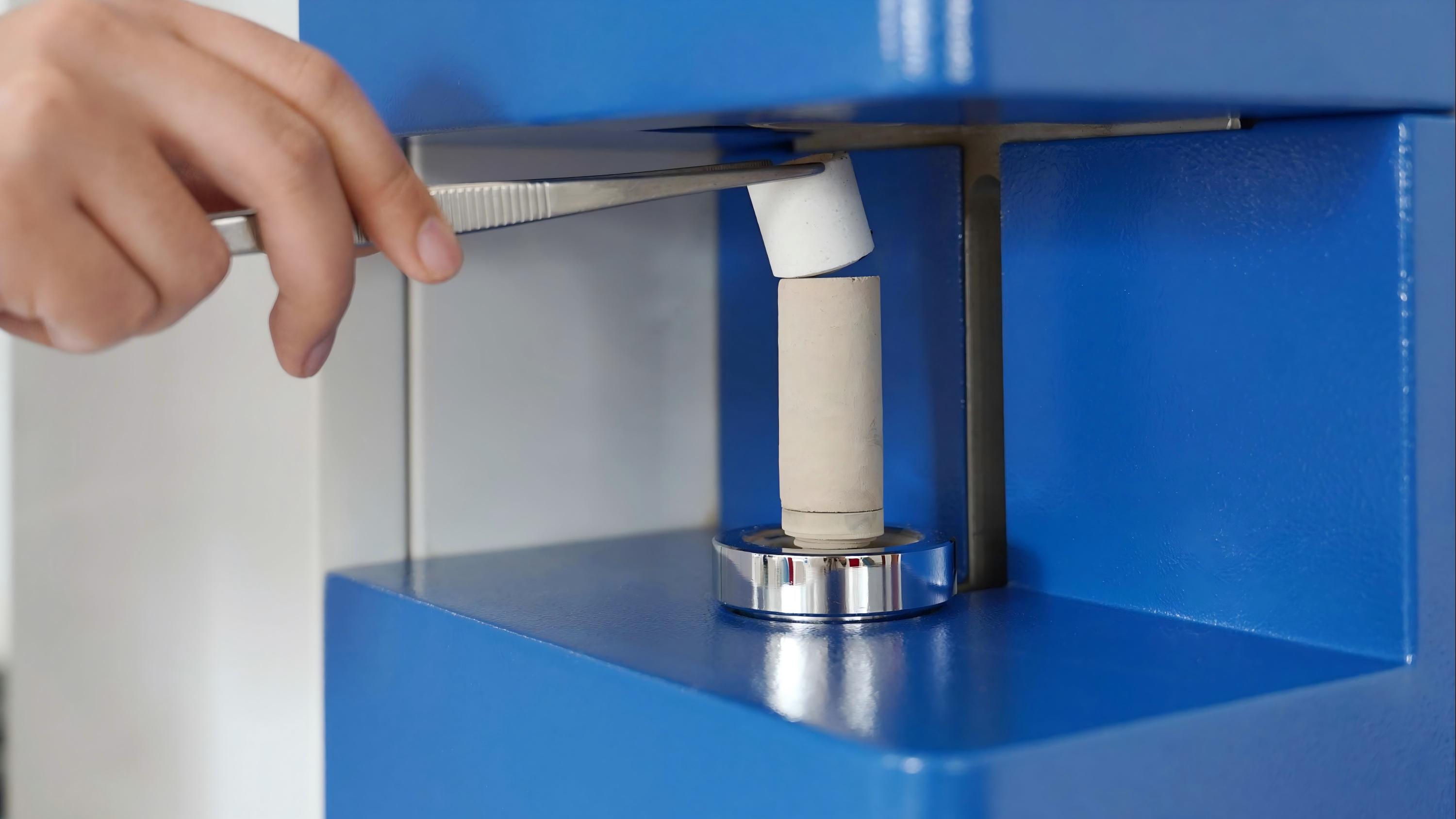 Analizador de carbono y azufre CS 8820S para hierro fundido