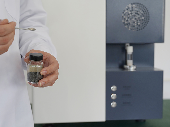 ¿Cuáles son los consumibles comunes para los analizadores de carbono/azufre de alta frecuencia?